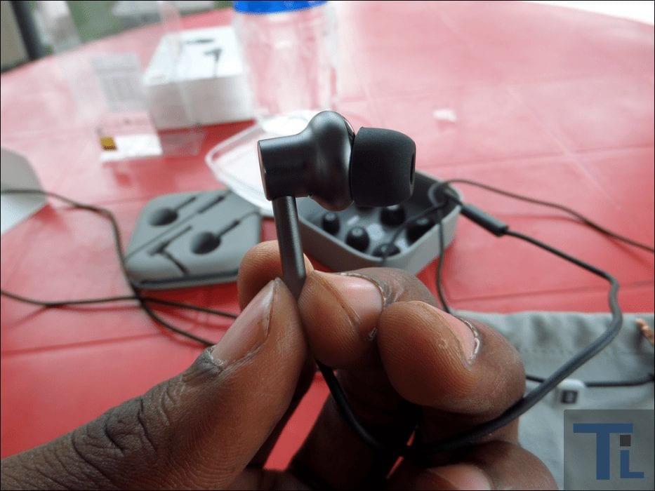Xiaomi Noise Cancelling Earphones 22