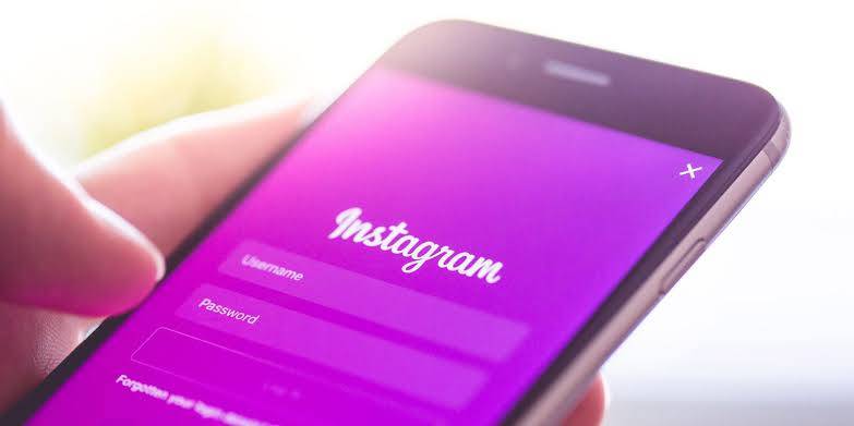 Archive Posts on Instagram