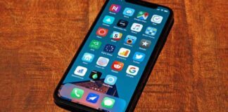 iPhone X 6