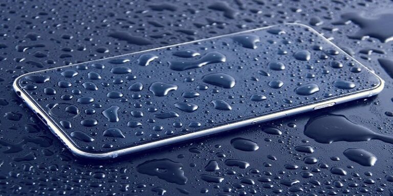 PhoneWater3real