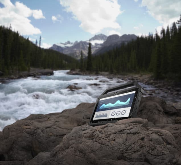 Dell Latitude 7220 rugged tablet gettyimages 89507756 without back rock water