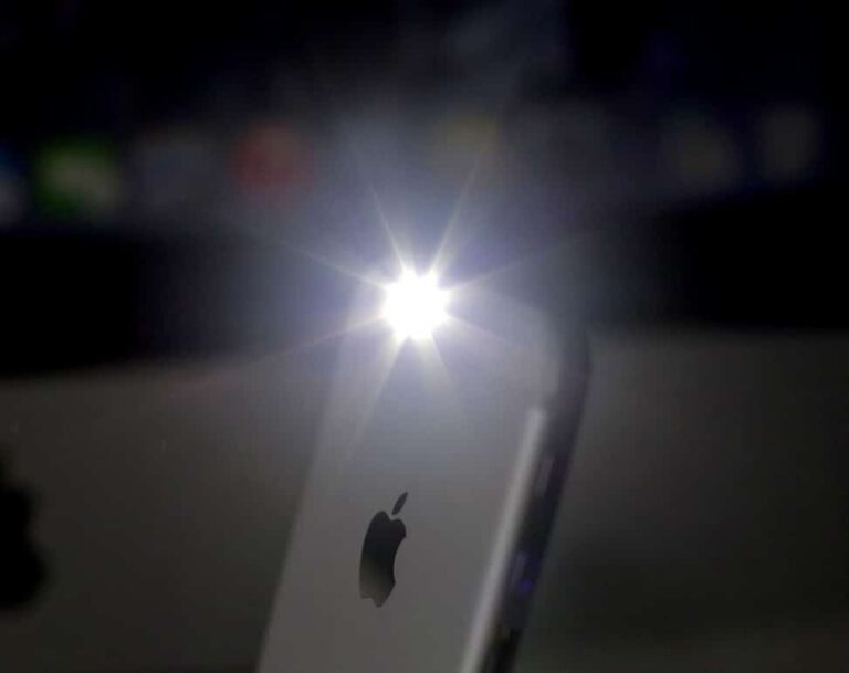 IPHONEFLASHLIGHTNEW