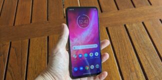 Motorola One Hyper
