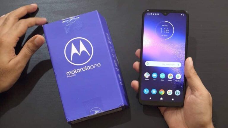 Motorola One Macro