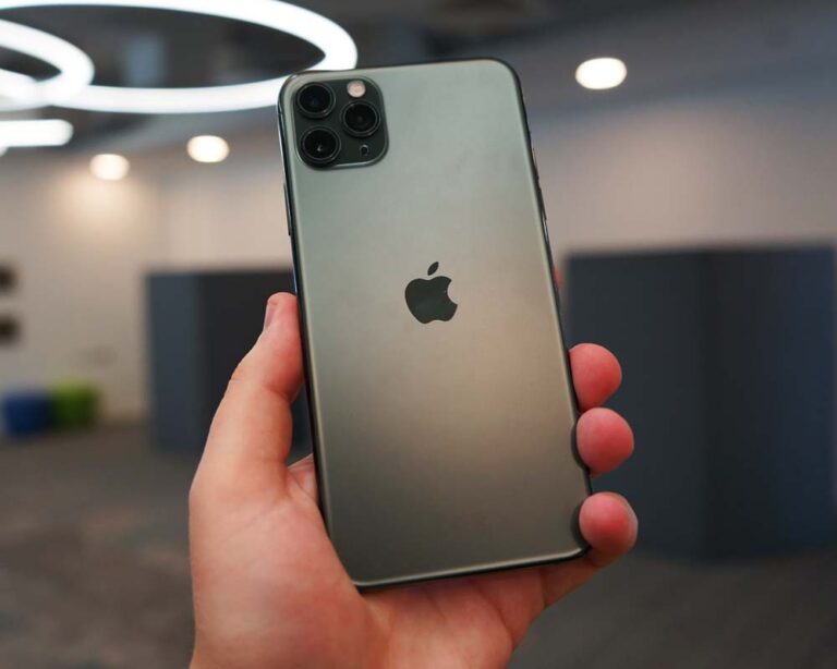 iPhone 11 Pro Max Water Proof Water-Resistant
