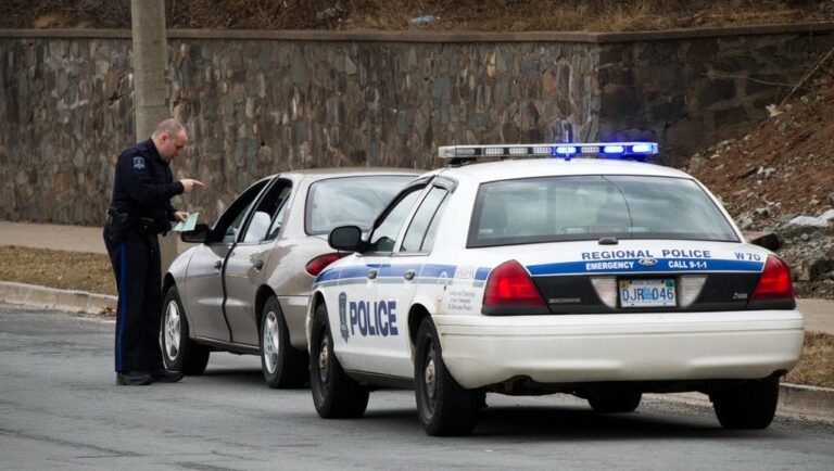 Hey Siri, I’m Getting Pulled Over