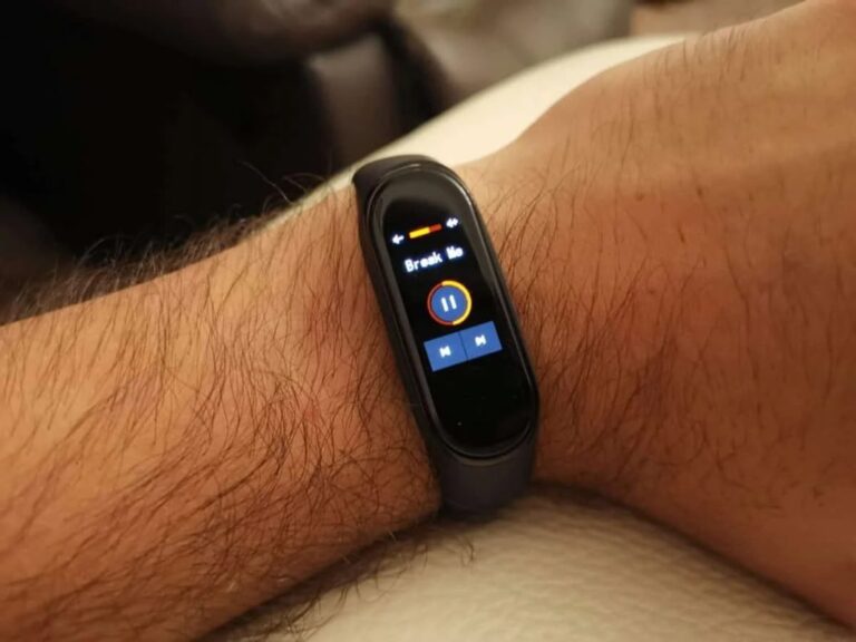 Xiaomi Mi Band 5 Vs Mi Band 4