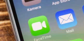 Fake Eye Contact FaceTime iPhone