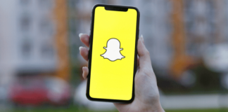 Activate Snapchat Dark Mode iPhone