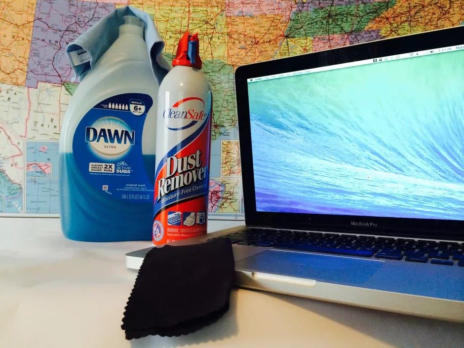 Clean Laptop