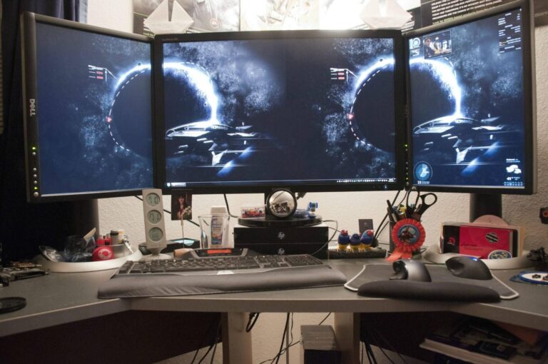 Connect 3 Monitors To Laptop