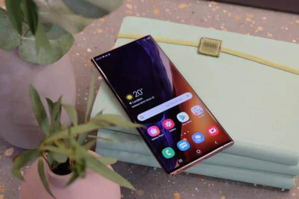 Big Screen Smartphones