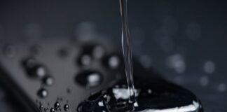 Eject Water From iPhone