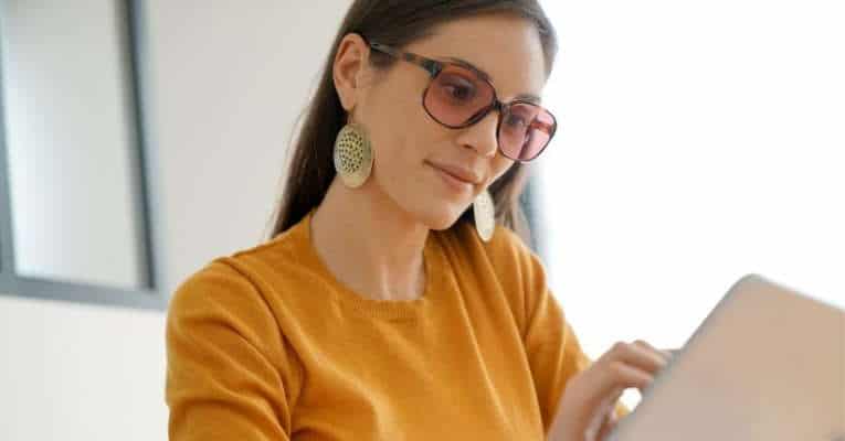 Optical Lens Tinting