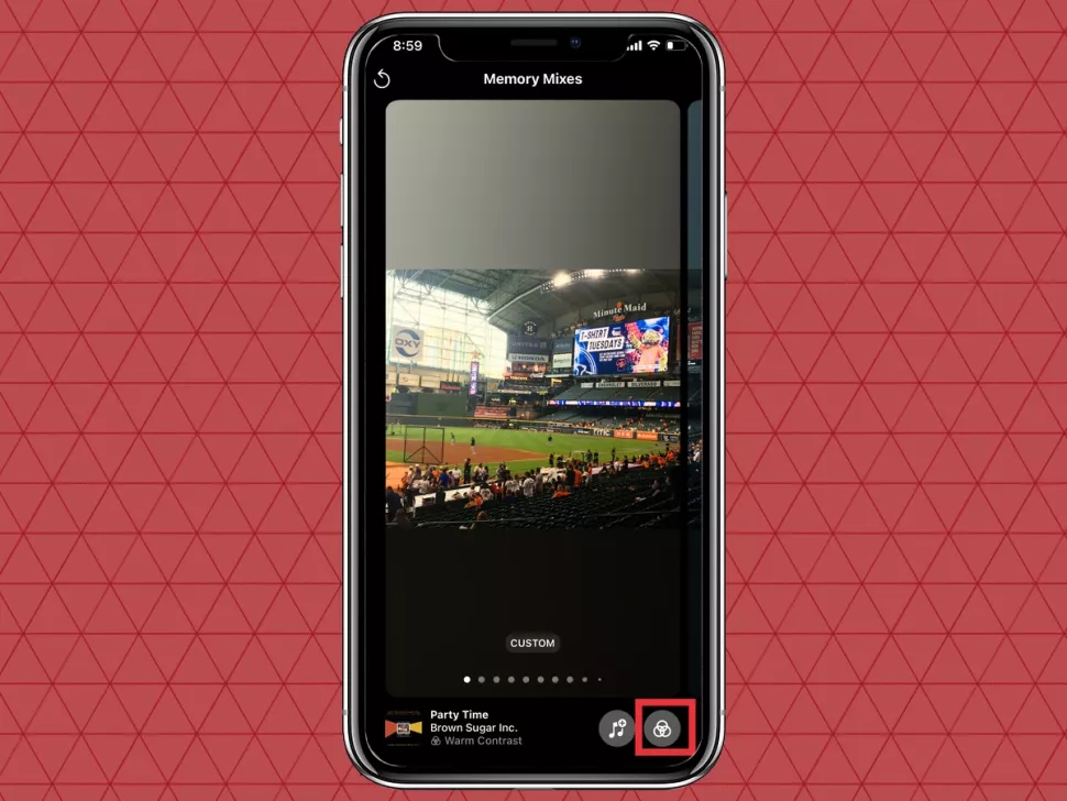 tap on the memory looks icon in the bottom right corner